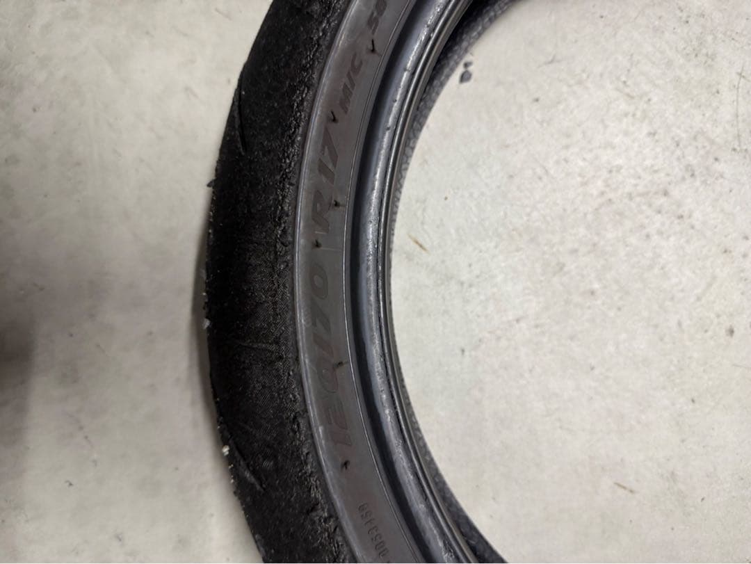 ピレリスーパーコルサV4SC1前後