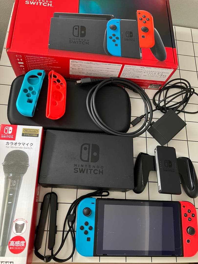 【付属品完備・おまけ付】Nintendo Switch 本体ネオンブルー/レッド
