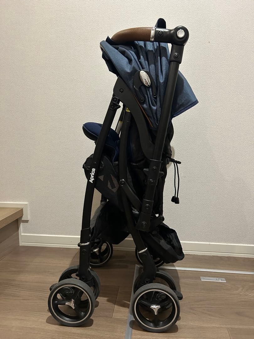 ※土日限定値下※Aprica ベビーカー ラクーナビッテクッション アカホン限定