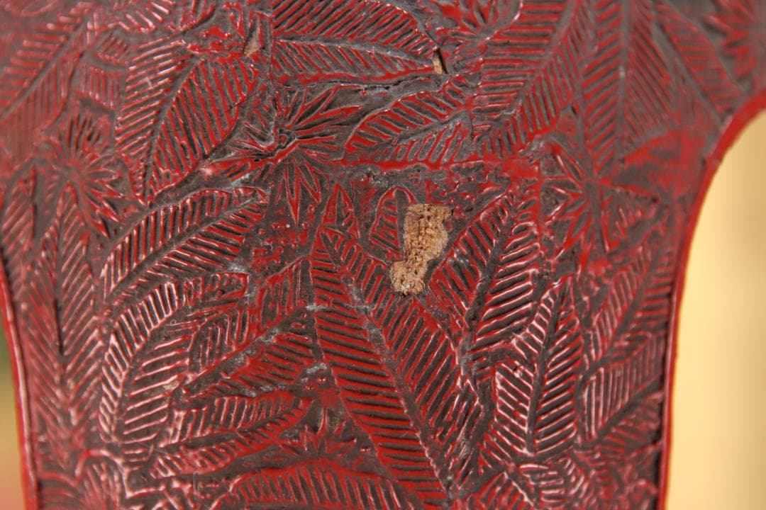 EE020　中国古玩 唐物 花唐草彫文 堆朱 高卓 花台 飾台 香炉台 45cm