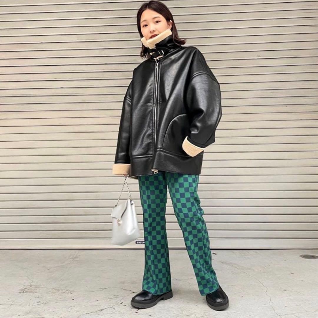 WHO'S WHO gallery フェイクムートンジャケット