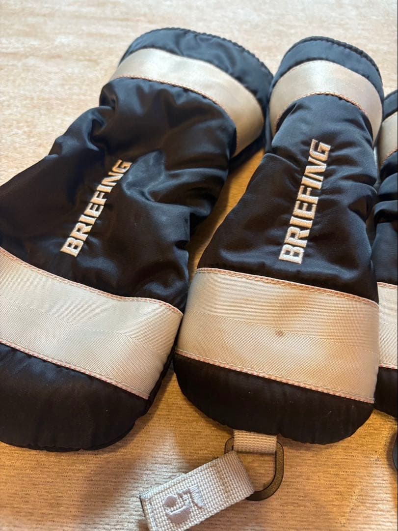 BRIEFING キャディバッグ 【ヘッドカバー付き】ブラック/ホワイト