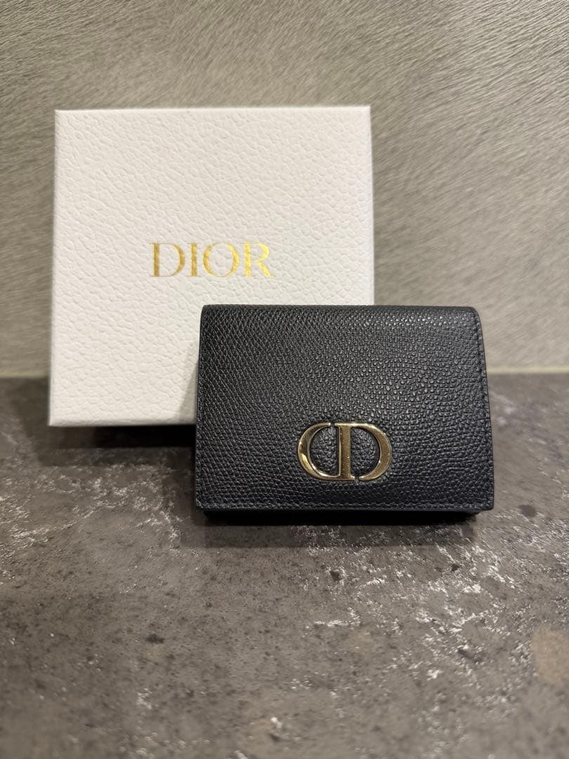 Dior 三つ折り財布　\
