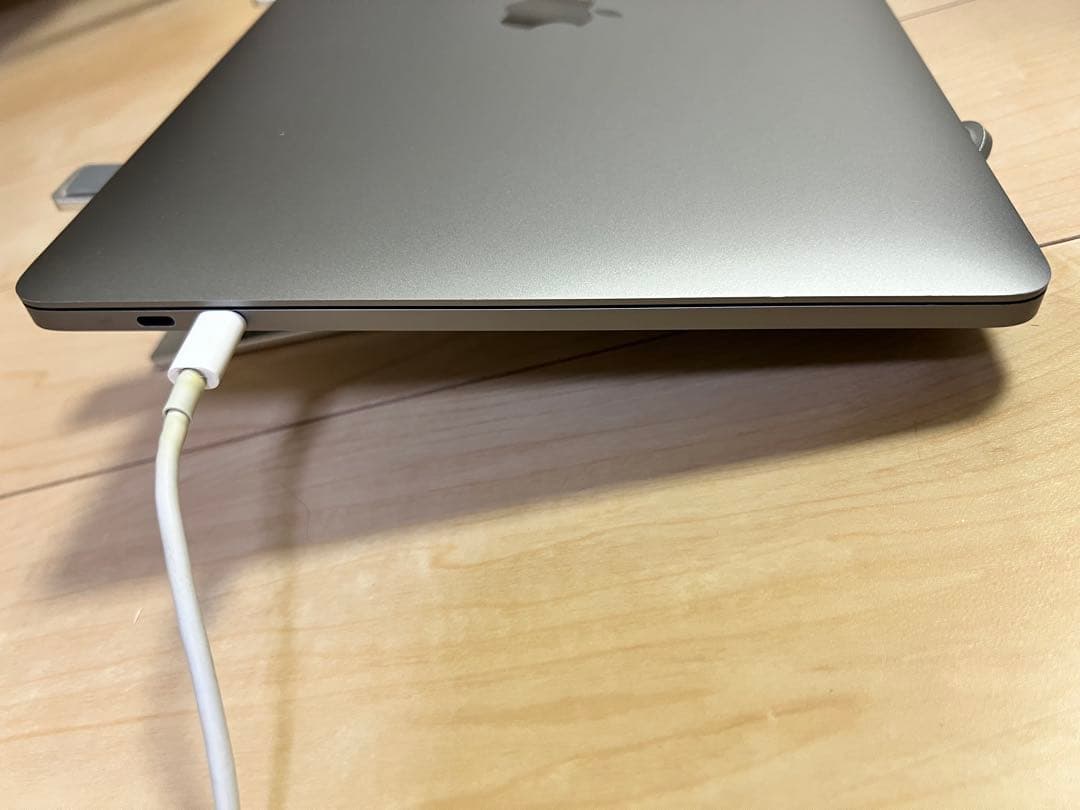 MacBookPro 2020、メモリ16GB、SSD 1TB【キーボード付き】