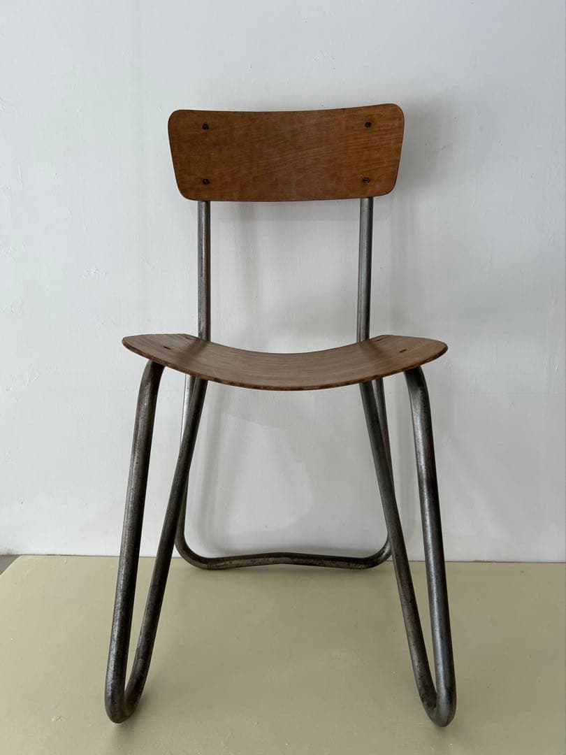 ビンテージフランス　1940年代　カンチレバー　❷ スチールパイプ　チェア　木製