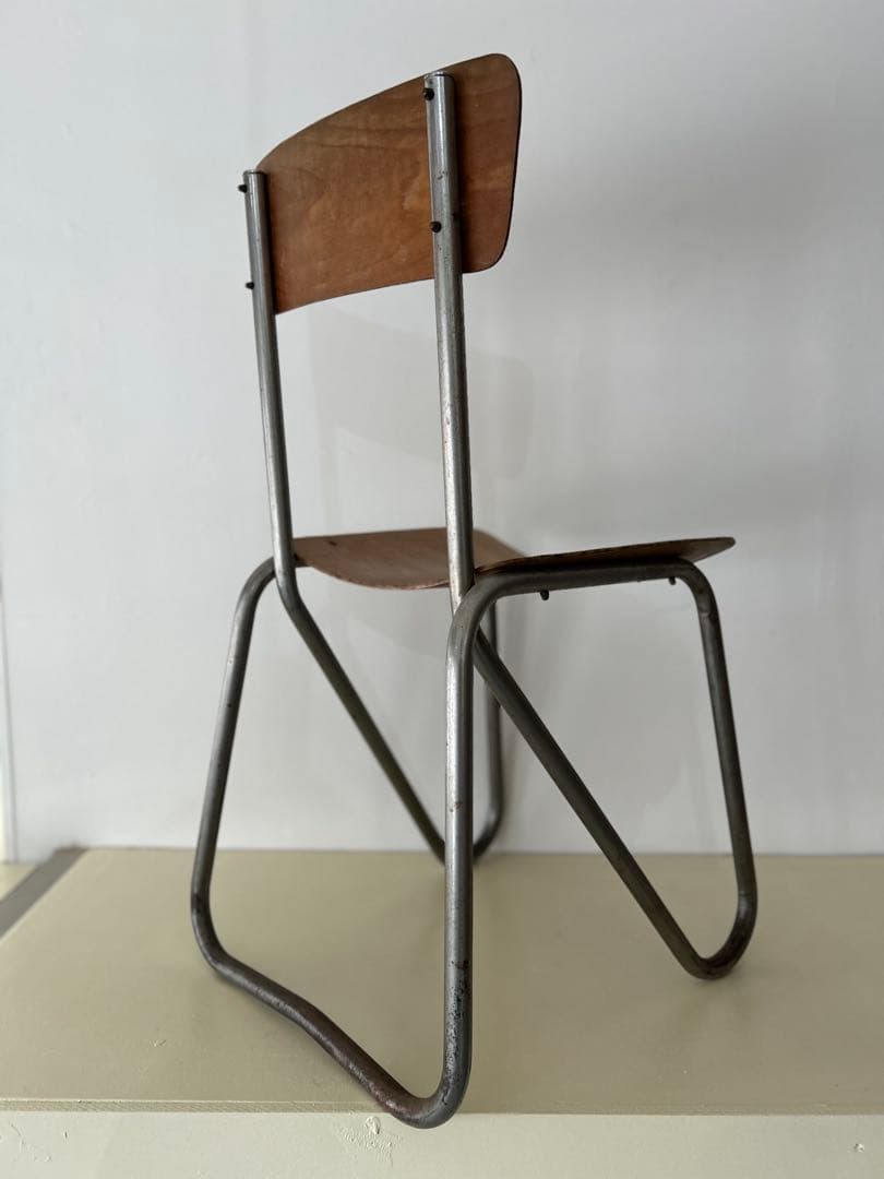 ビンテージフランス　1940年代　カンチレバー　❷ スチールパイプ　チェア　木製