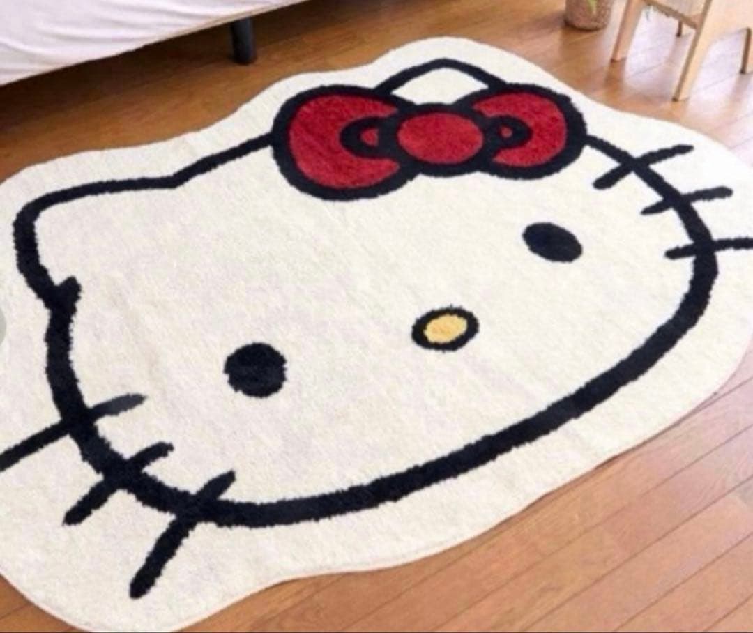新品♡数量限定　ハローキティ　hello kitty ダイカットラグマット