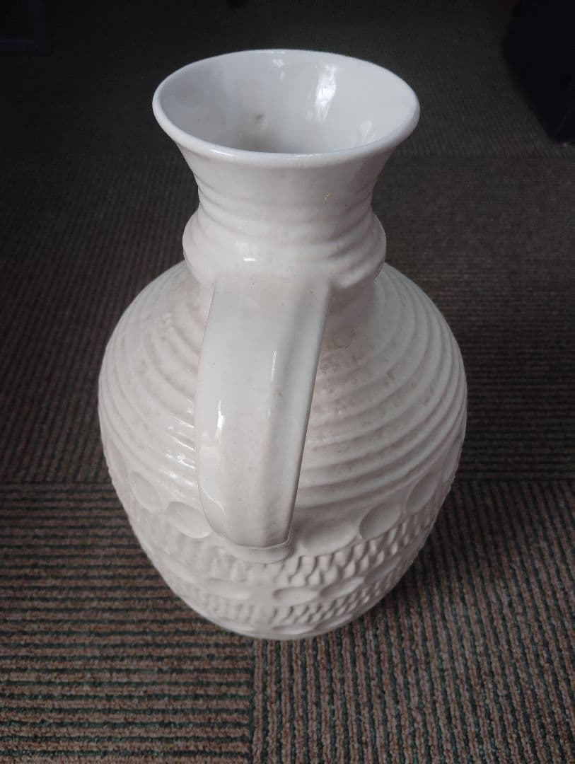 西ドイツ製　アンティークの陶器製の花瓶　一輪挿し　フラワーベース　ビンテージ