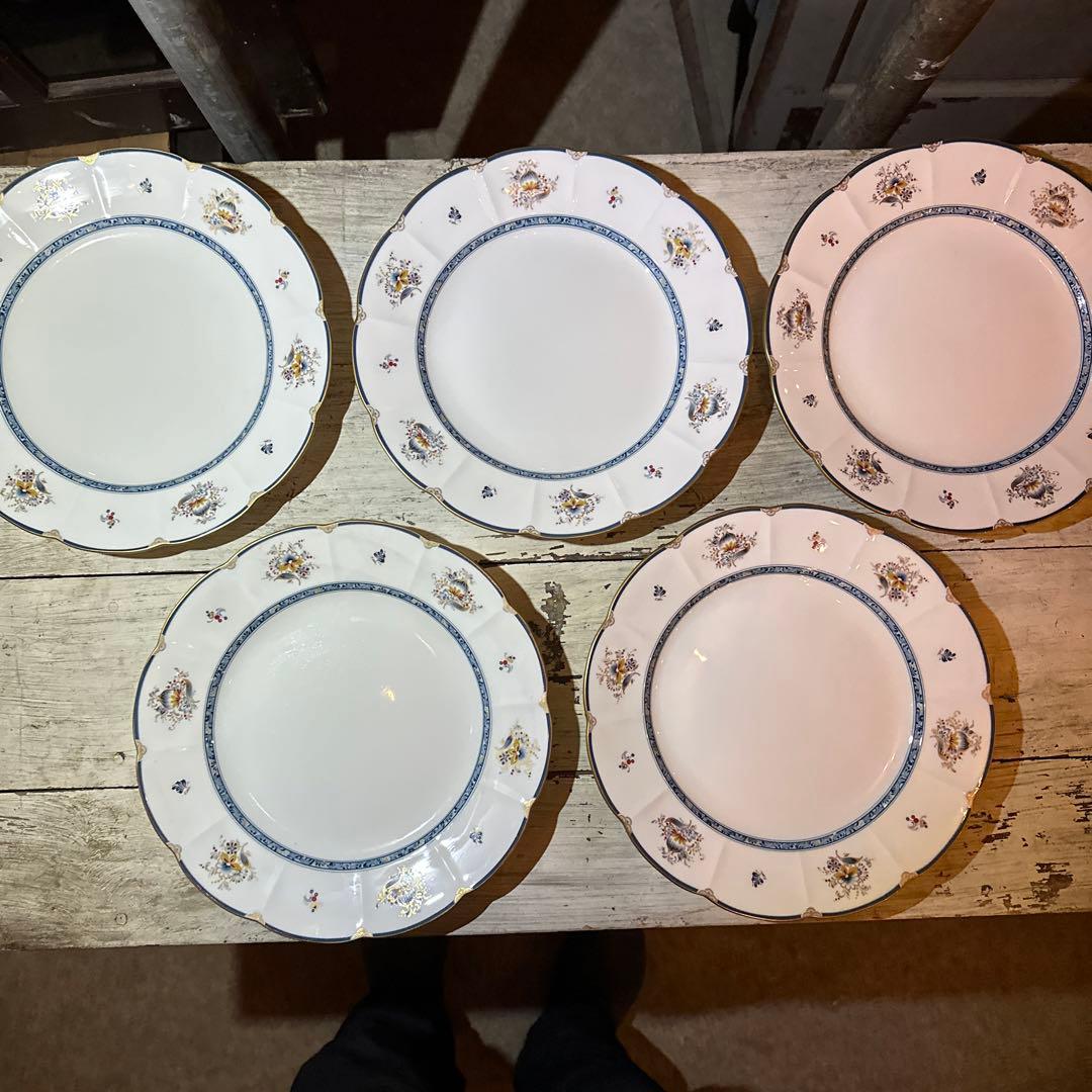 ナルミ　花柄と金縁の皿セット7枚　金彩　ボーンチャイナ　シャリラムーン　カレス