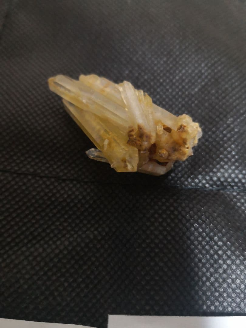 国産鉱物　天川村産　五代松鉱山　洞川　レモン水晶　クリスタル　オマケあり