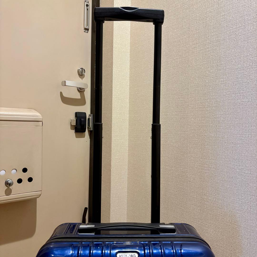 リモワ ルフトハンザ サルサ 機内持ち込み可