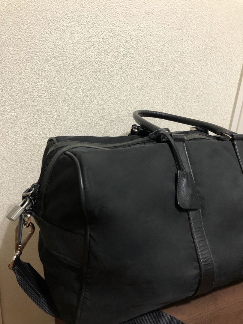SALE‼️複数購入15％OFF☆PRADAボストン大容量パドロック完備サフィアー