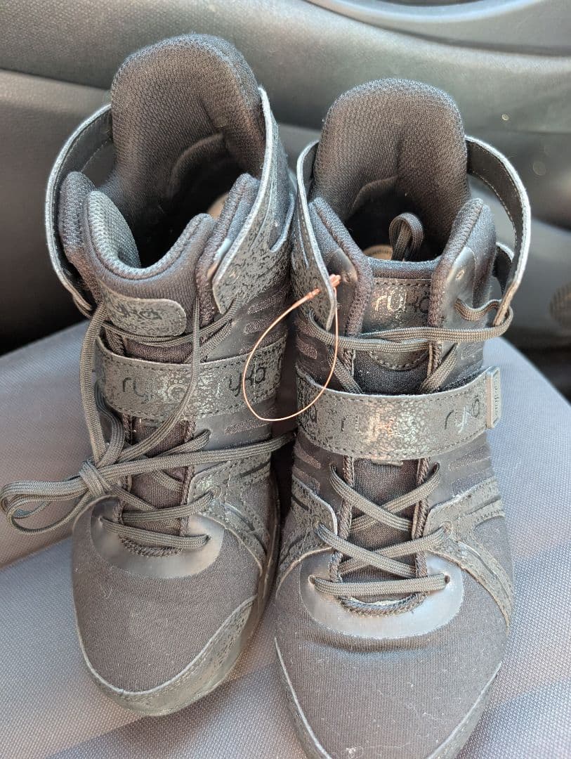 ライカrykaダンスシューズ テナシティー TENACITY E1270M