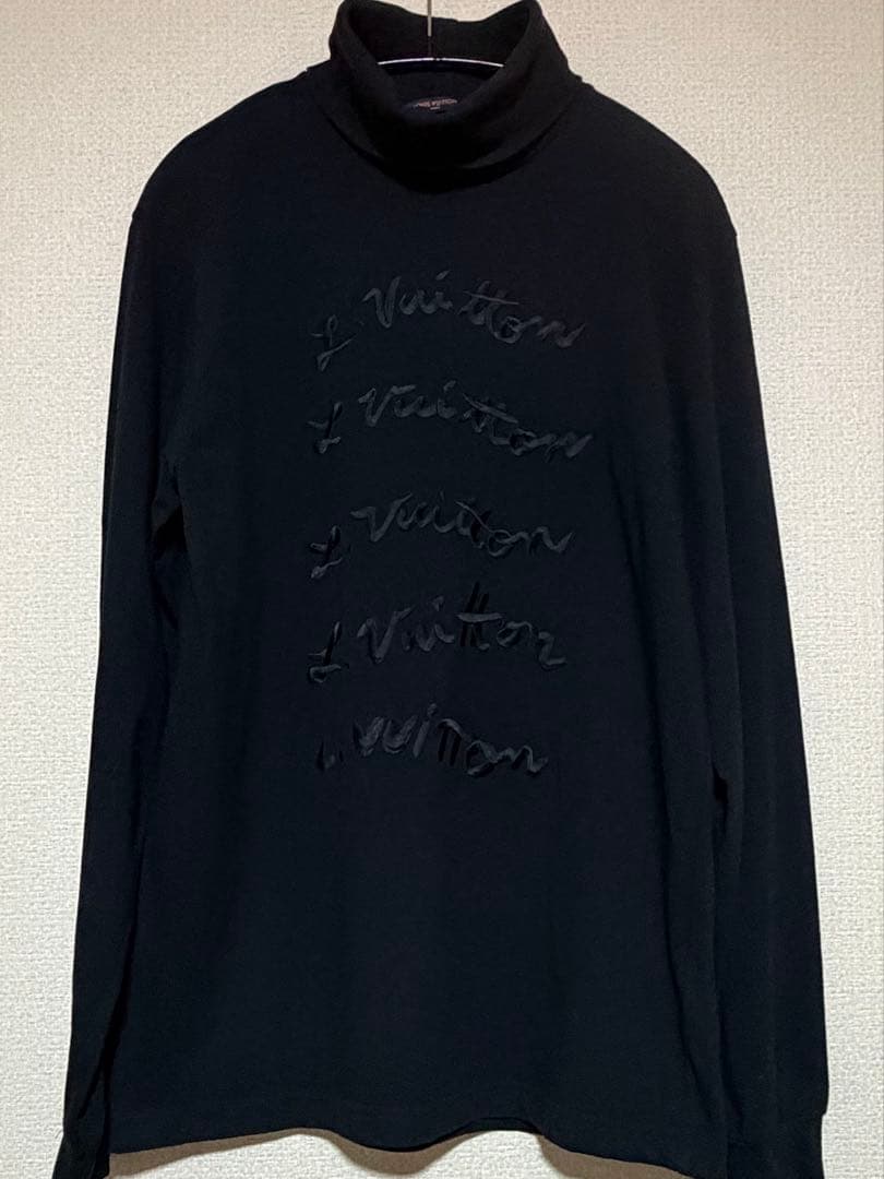 ルイ・ヴィトン エンブロイダリー　タートルネック　刺繍