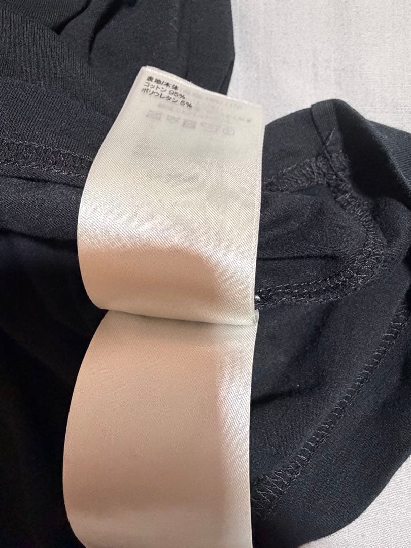 ルイ・ヴィトン エンブロイダリー　タートルネック　刺繍