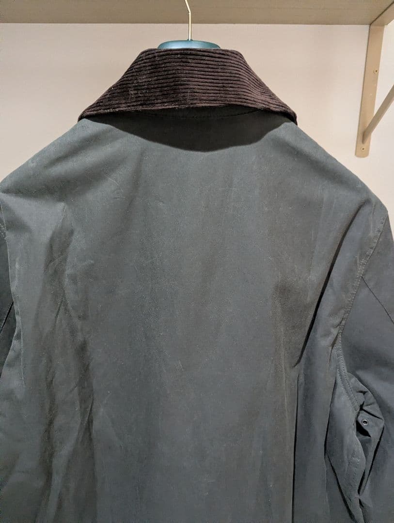 Barbour OS BORDER 40 タグ付き 23AW