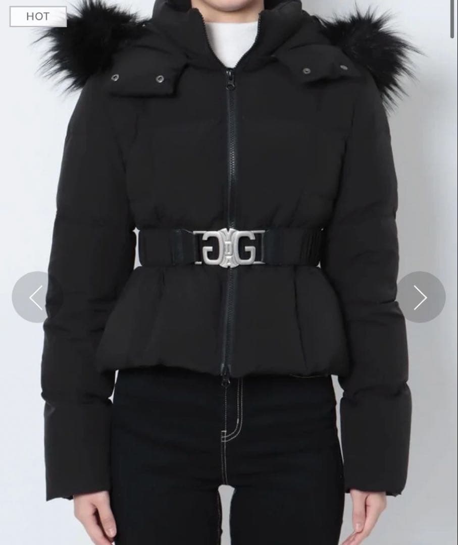 GYDA ブラックダウンジャケット・ベルト付き