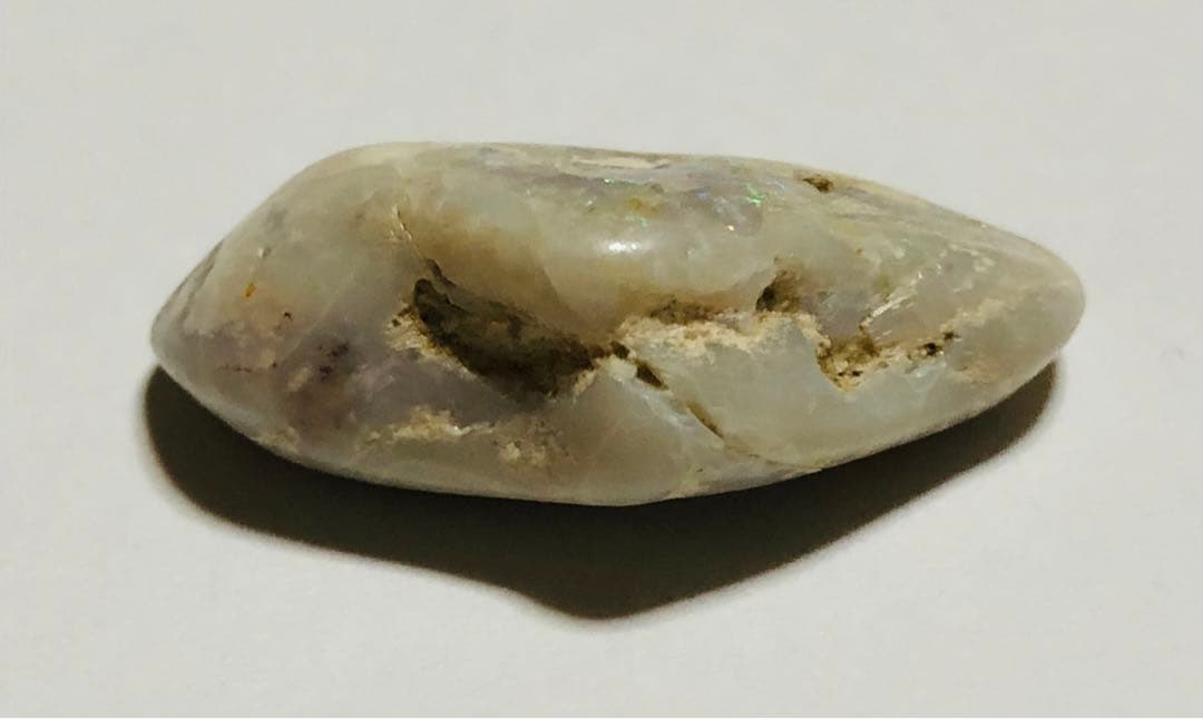 シェルオパール　貝化石　遊色　オーストラリア