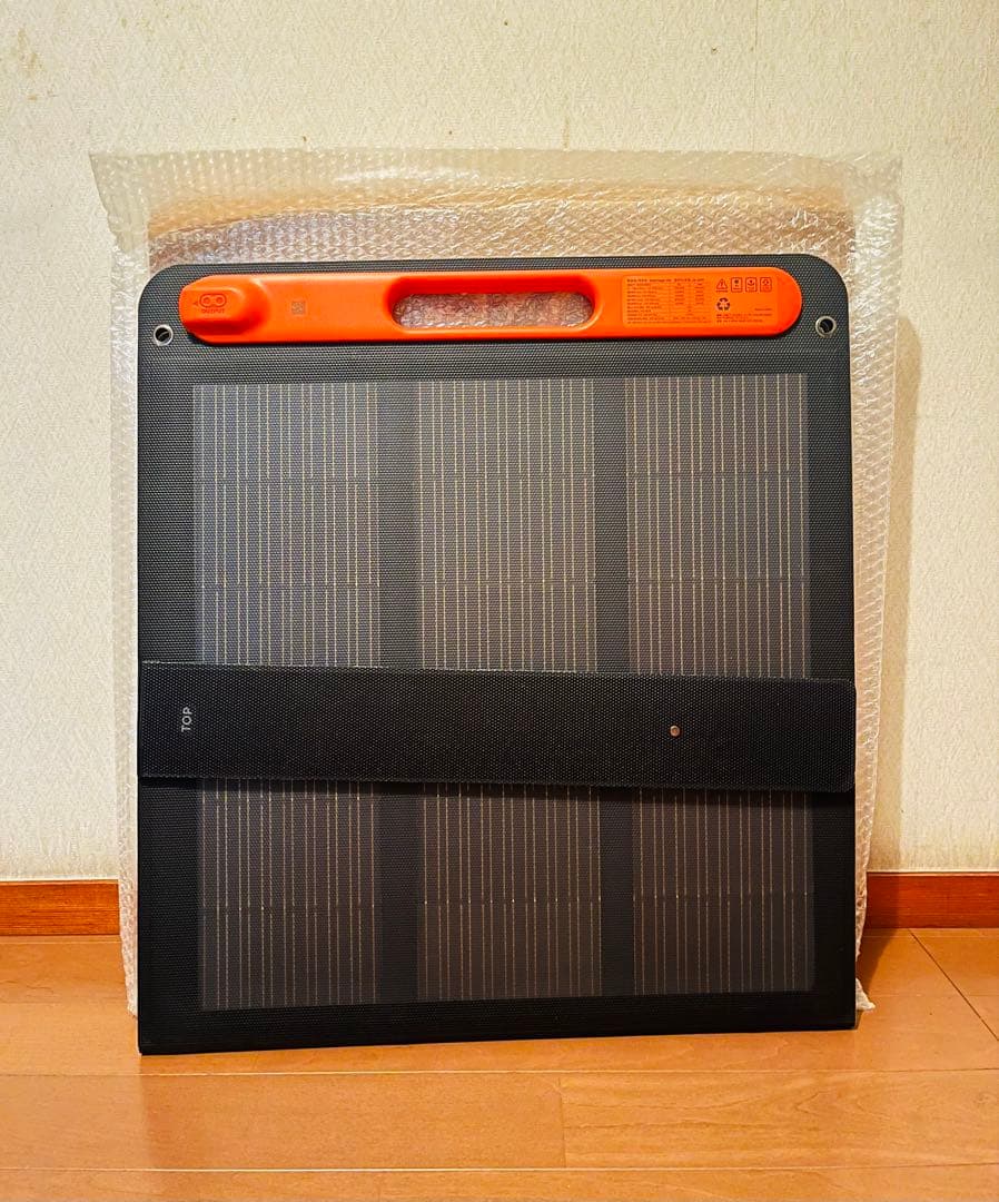 Jackery ソーラーパネル　100w (JS-100F)×2枚