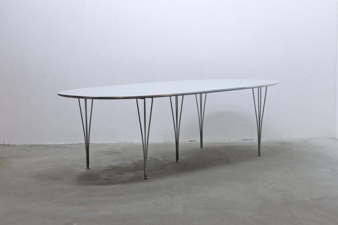 フリッツハンセン W2400 Bテーブル グレー スーパー楕円 北欧 デンマーク