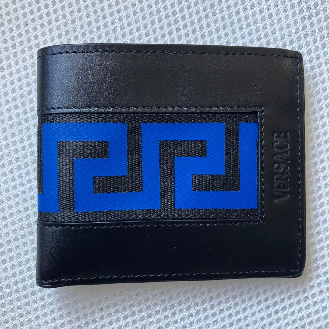 新品　ヴェルサーチ　グレカ　二つ折り財布　財布　ブラック