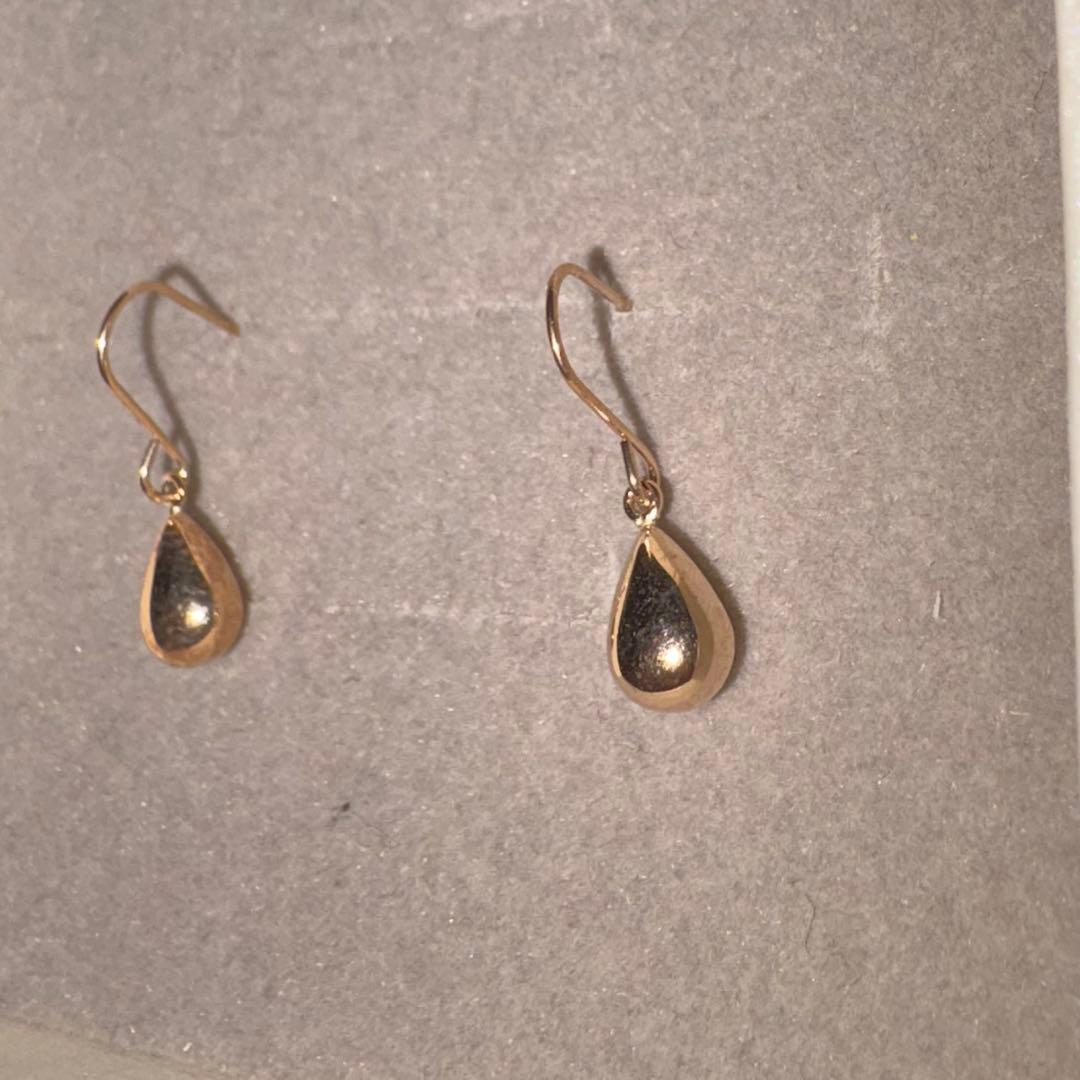 新品 ジュエリーTSUTSUMI 地金ピアス フックピアス しずくピアス k10