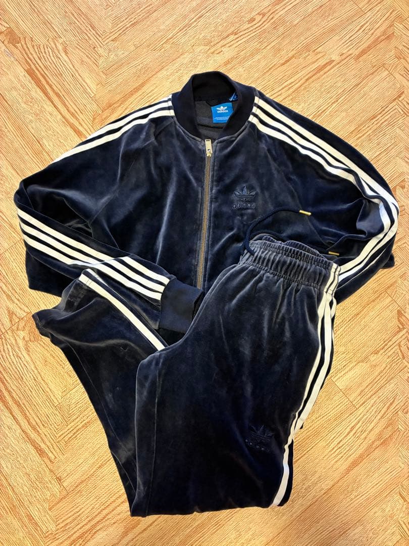 芋けんぴさま専用　adidas アディダス ベロア ジャージ　 セットアップ