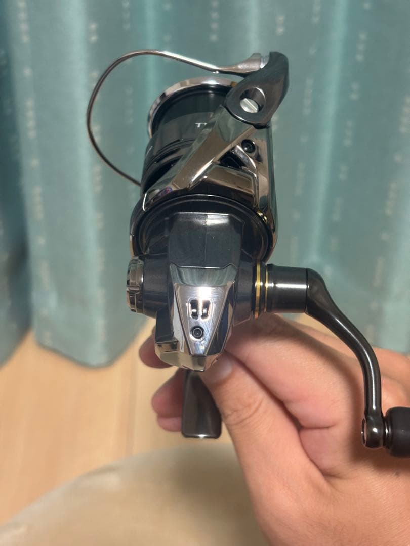 co　シマノ　２４ツインパワー Ｃ２０００Ｓ　ＳＨＩＭＡＮＯ