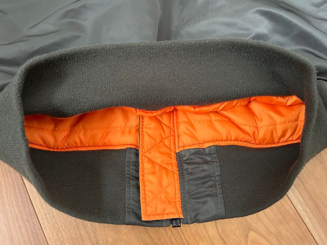 ALPHA INDUSTRIES MA-1 タイト 20004 RP.GRAY