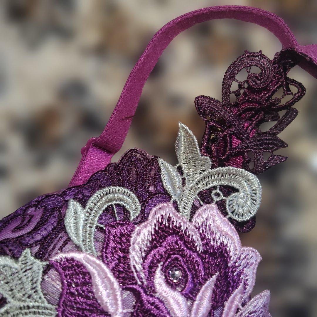 サルート　C65花柄刺繍ブラジャーショーツセット 紫系