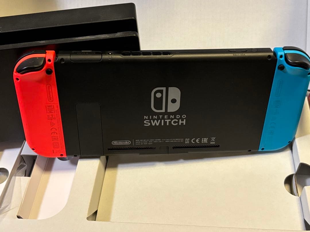 Nintendo Switch 本体＋付属品