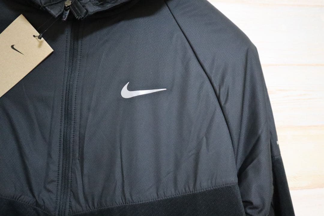 新品　ナイキ　サーマスフィア　マイラー　フーディー　ランニングジャケット
