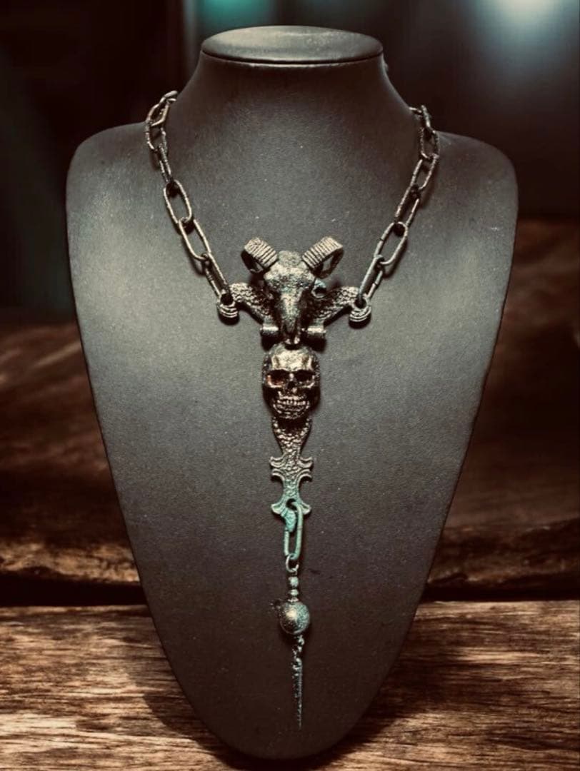 C*y様 ★1点物★ジャンポールゴルチエ★バッファロースカルヘッドカルマネックレ