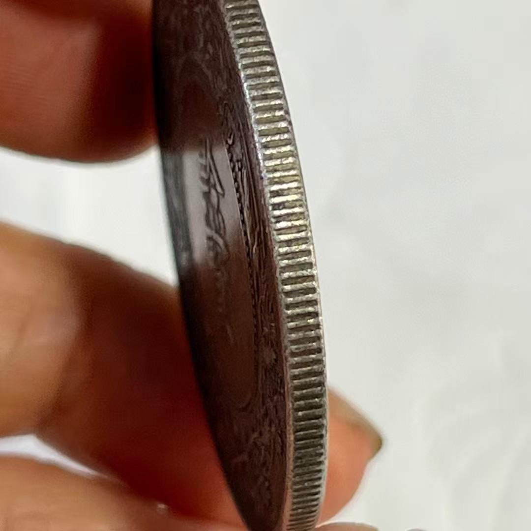 中国古銭・貴州黔宝・龍と花模様・光緒十六・経年品・清末民初・大型銀貨・硬貨