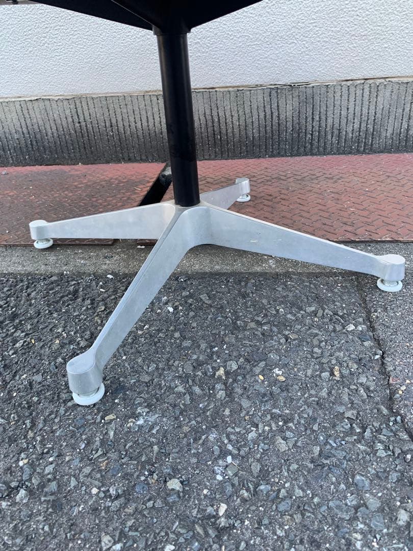 ハーマンミラー　Herman Miller テーブル　コントラクトベーステーブル