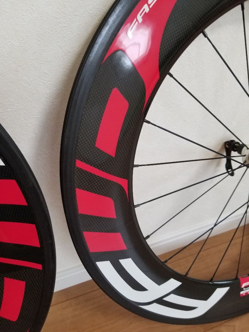 DNA FFWD F9R カーボン ホイール&タイヤ貼り付け 全て込み