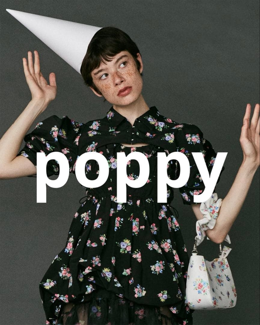 POPPYフラワープリント クロップドシャツ