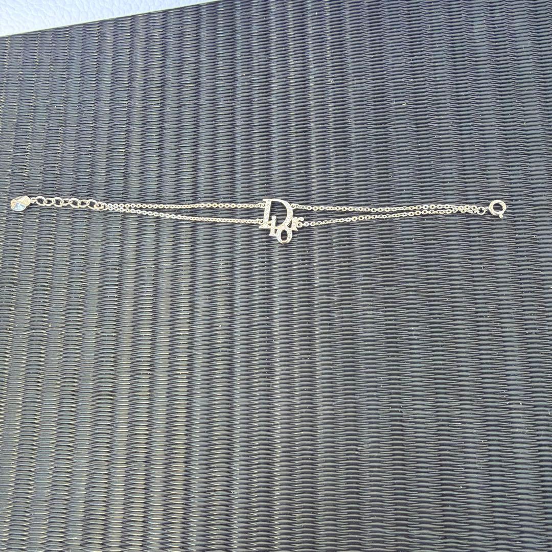 Dior ロゴ付きブレスレット ギフトバッグ付き