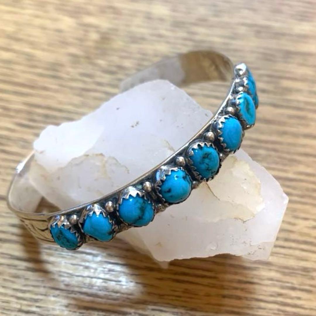 ナバホ族　ターコイズ シルバーバングル