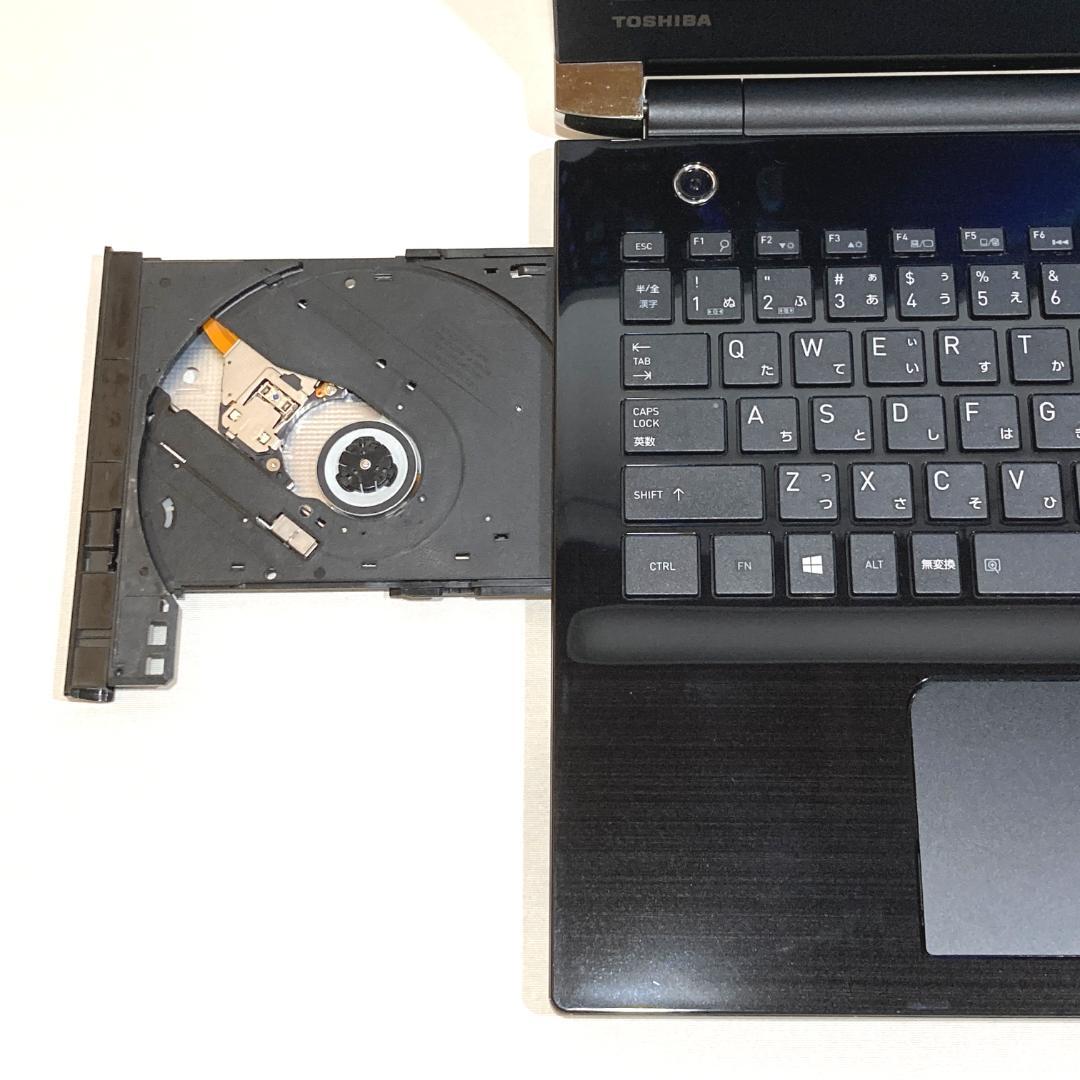 初心者向け✨スリム・カメラ付・DVD✨黒✨すぐ使えるノートパソコン◇D447-2