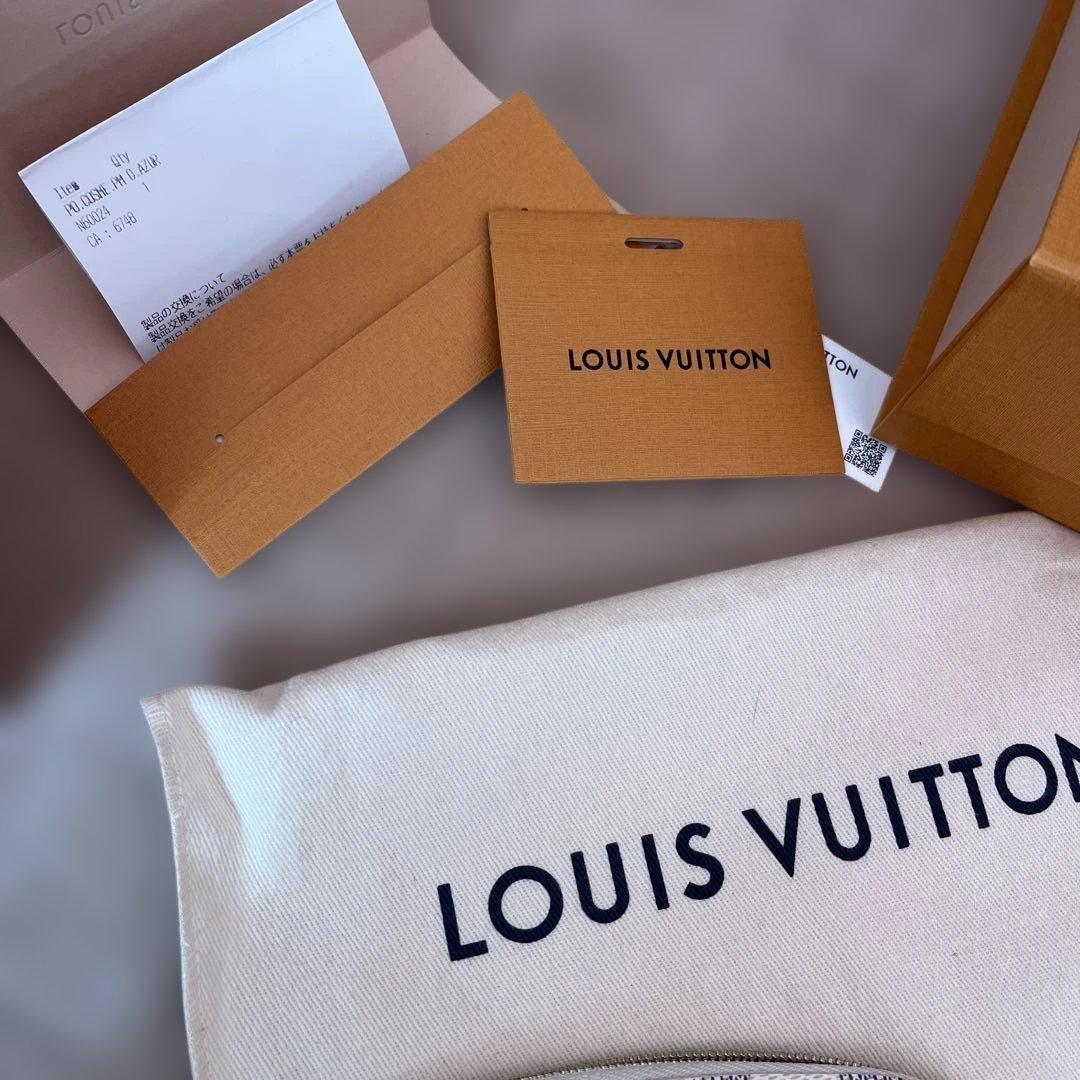 LOUIS VUITTON グレー・ホワイト ポーチ
