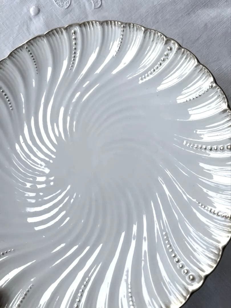 サルグミンヌ　レリーフ皿2枚セット　アンティーク