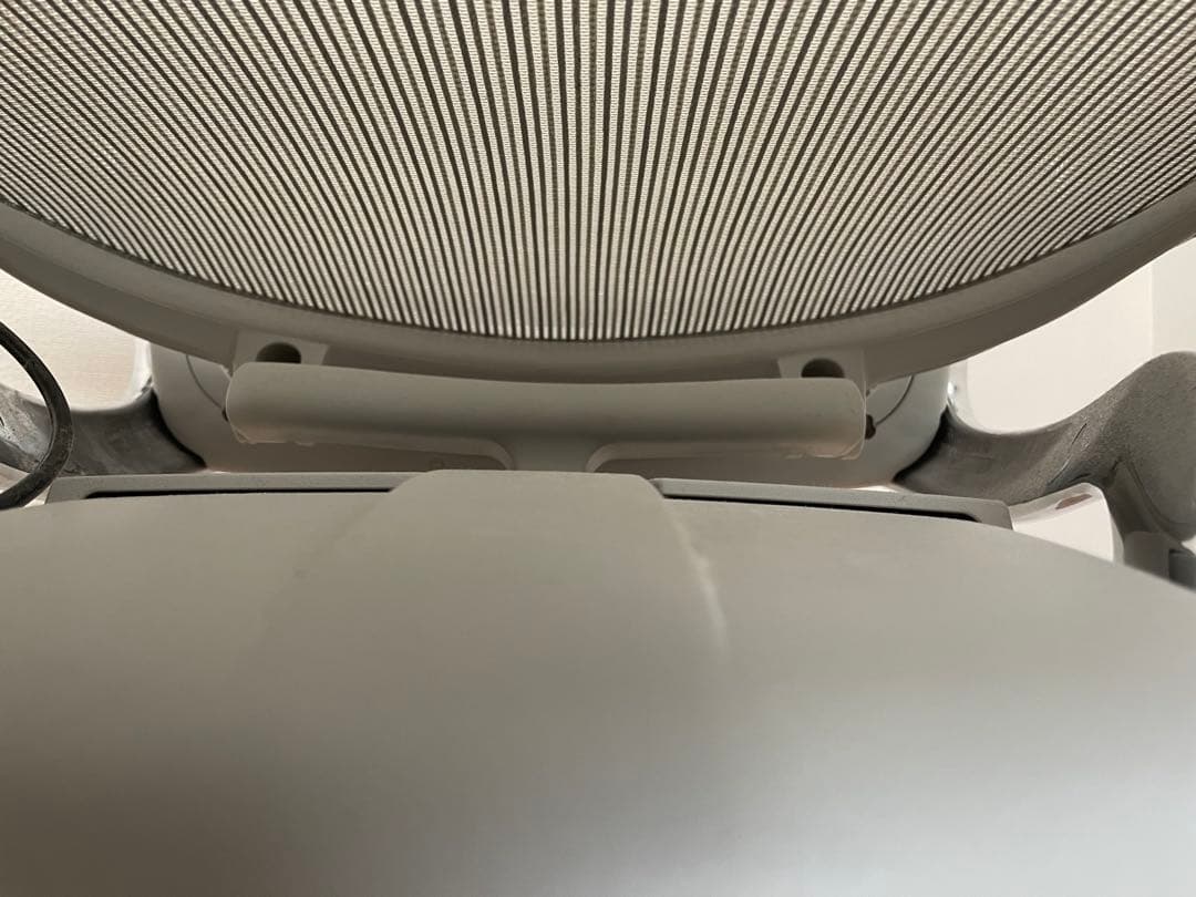 【最終価格】【美品】アーロンチェア リマスタード Bサイズ ミネラル