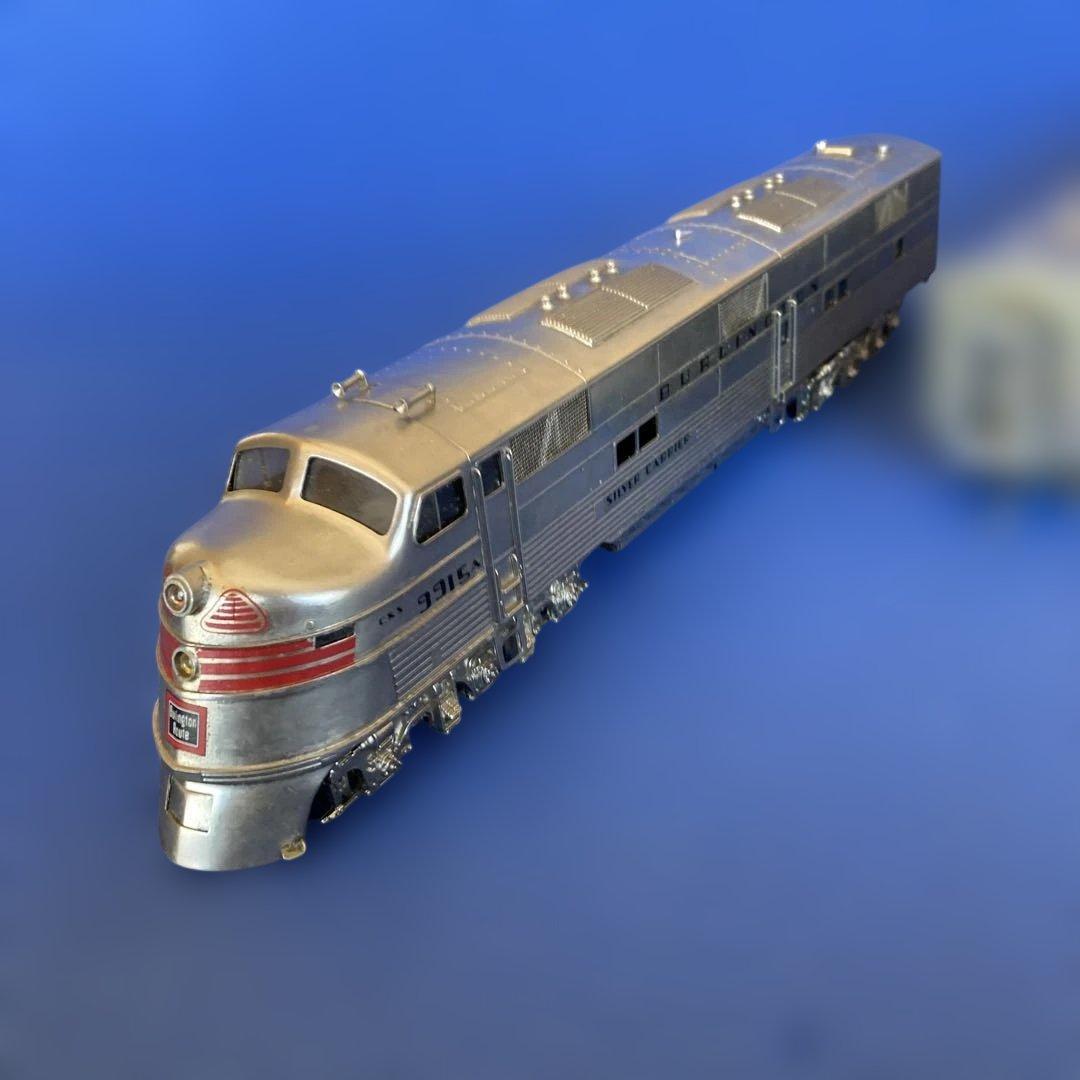 鉄道模型 ディーゼル機関車　HO 2両セット