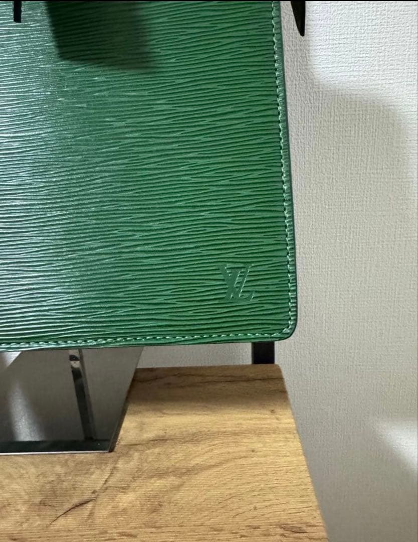 LOUIS VUITTON ルイヴィトン エピ リヴィエラ スクエアバッグ