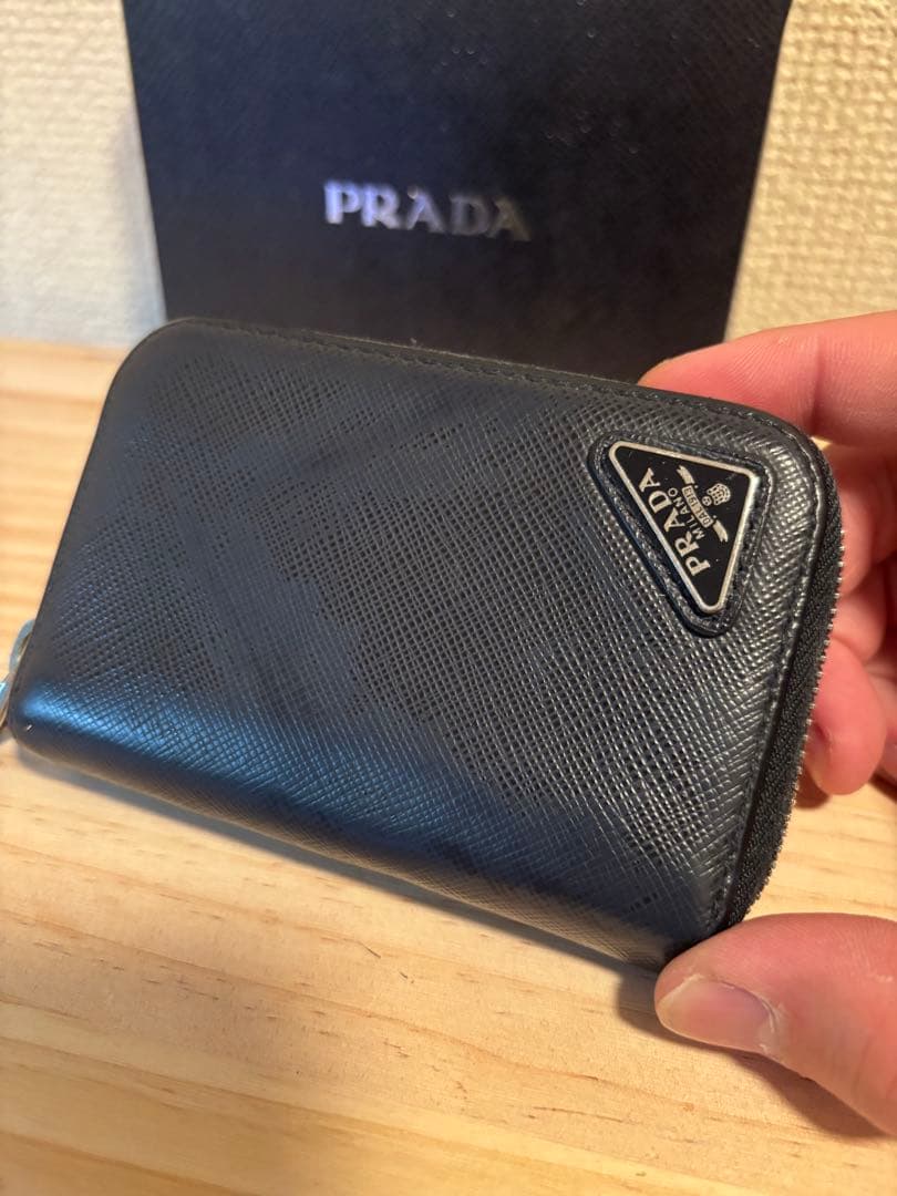 PRADA サフィアーノトライアングル　ケース/カードホルダー