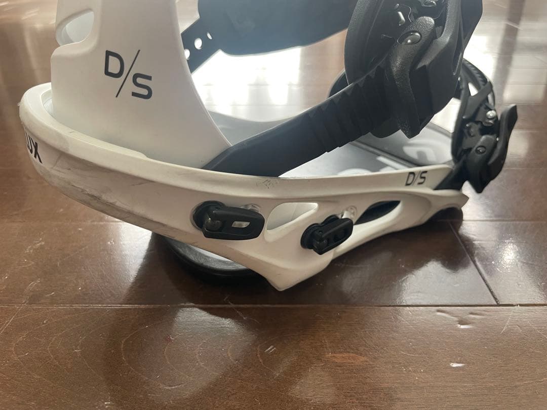 19-20 FLUX DS ビンディング ホワイト/ブラック　Mサイズ