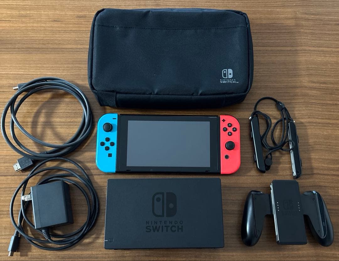難あり NINTENDO SWITCH 本体 付属品全部あり 持ち運びケース付き
