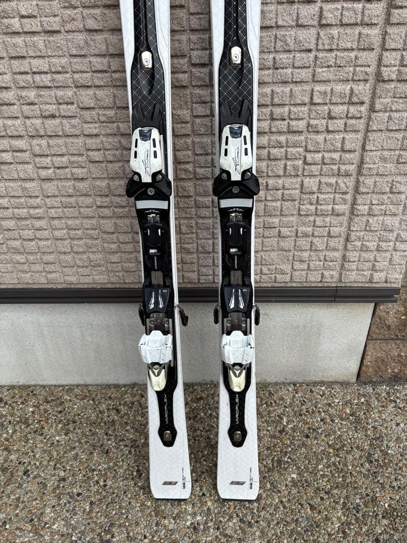 アトミックスキー板D2ホワイト　デモ仕様　166cm