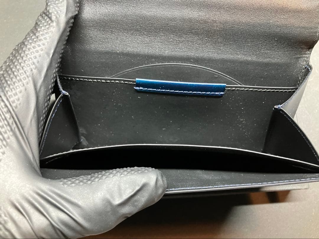 小物 Loneo cordovan Navy